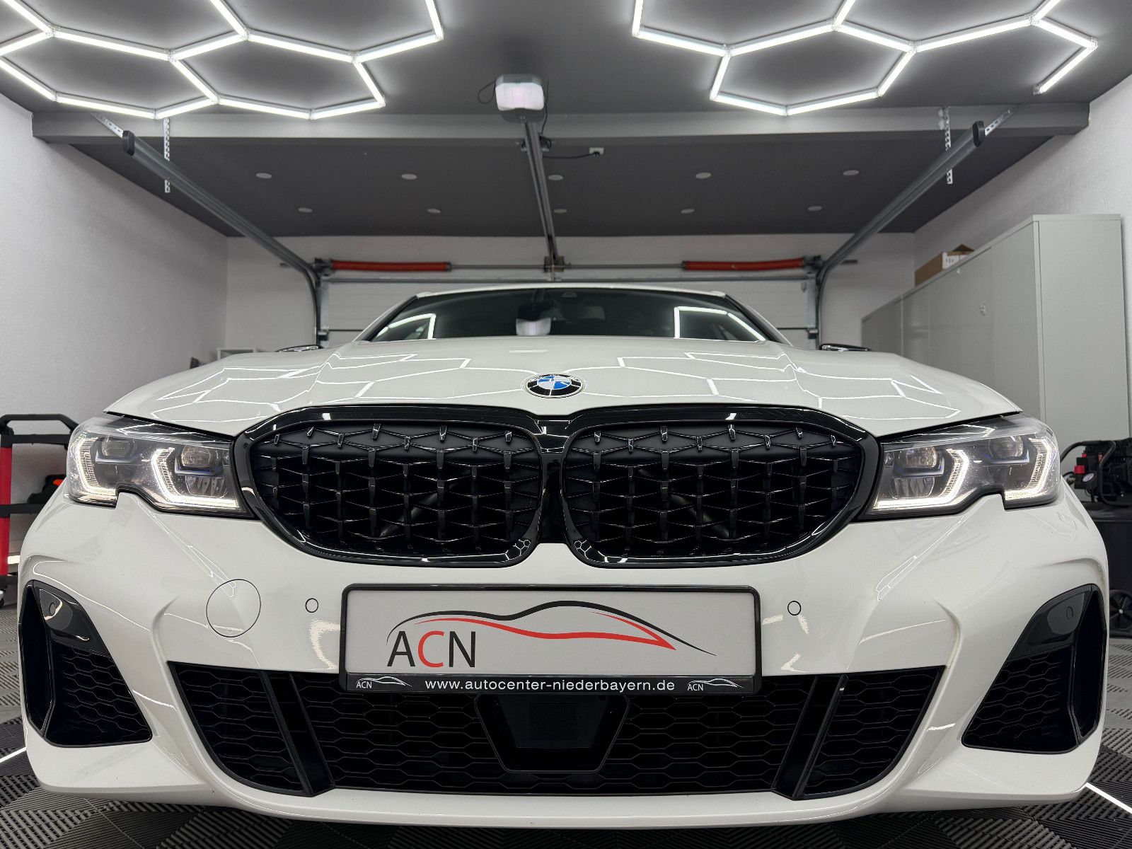 Fahrzeugabbildung BMW M340 i xDrive Lim./KAMERA/HuD/LASER/ACC/DE FZG