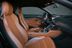AUDI R8 Spyder 5.2 FSI quattro Performance - UPE 251k