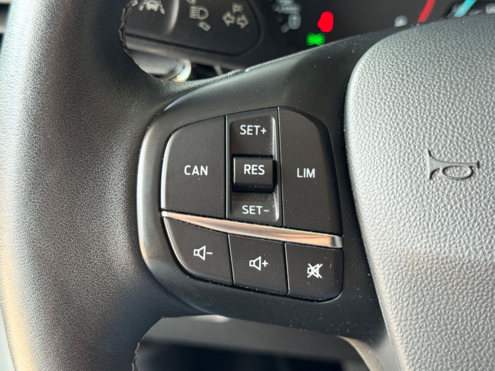 Fahrzeugabbildung Ford Fiesta Cool & Connect/APPLE/8-FACH/SZHZ/