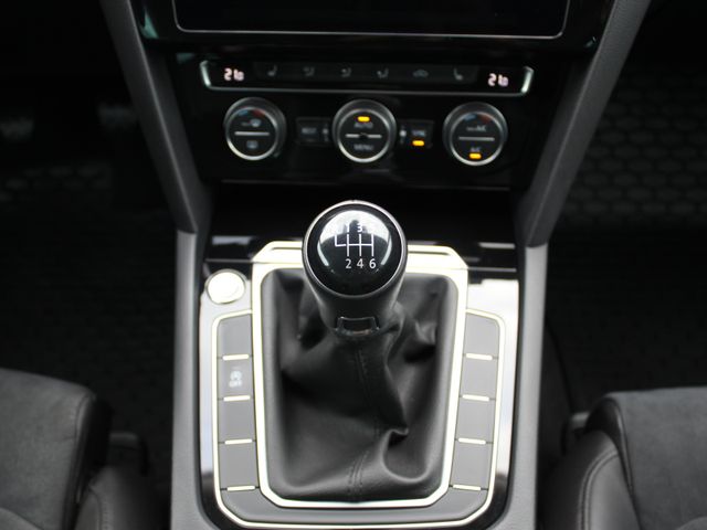 Passat Variant 2.0 TDI R-Line ACC*Kamera*LED*el.