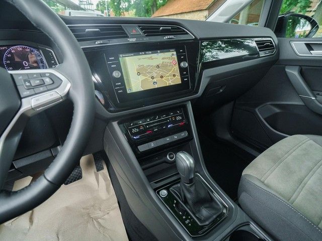 Touran Highline TSI DSG 7-Sitzer Top-Paket AHK I