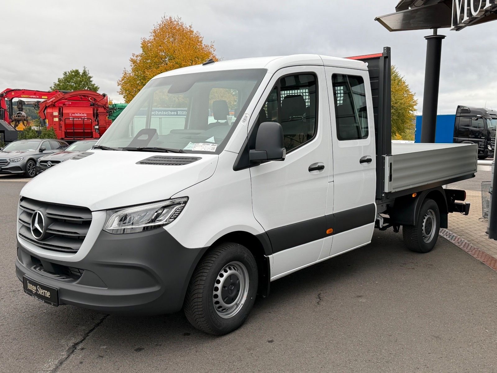 Fahrzeugabbildung Mercedes-Benz Sprinter 317 CDI 3665 9G DoKa AHK Klima Kamera