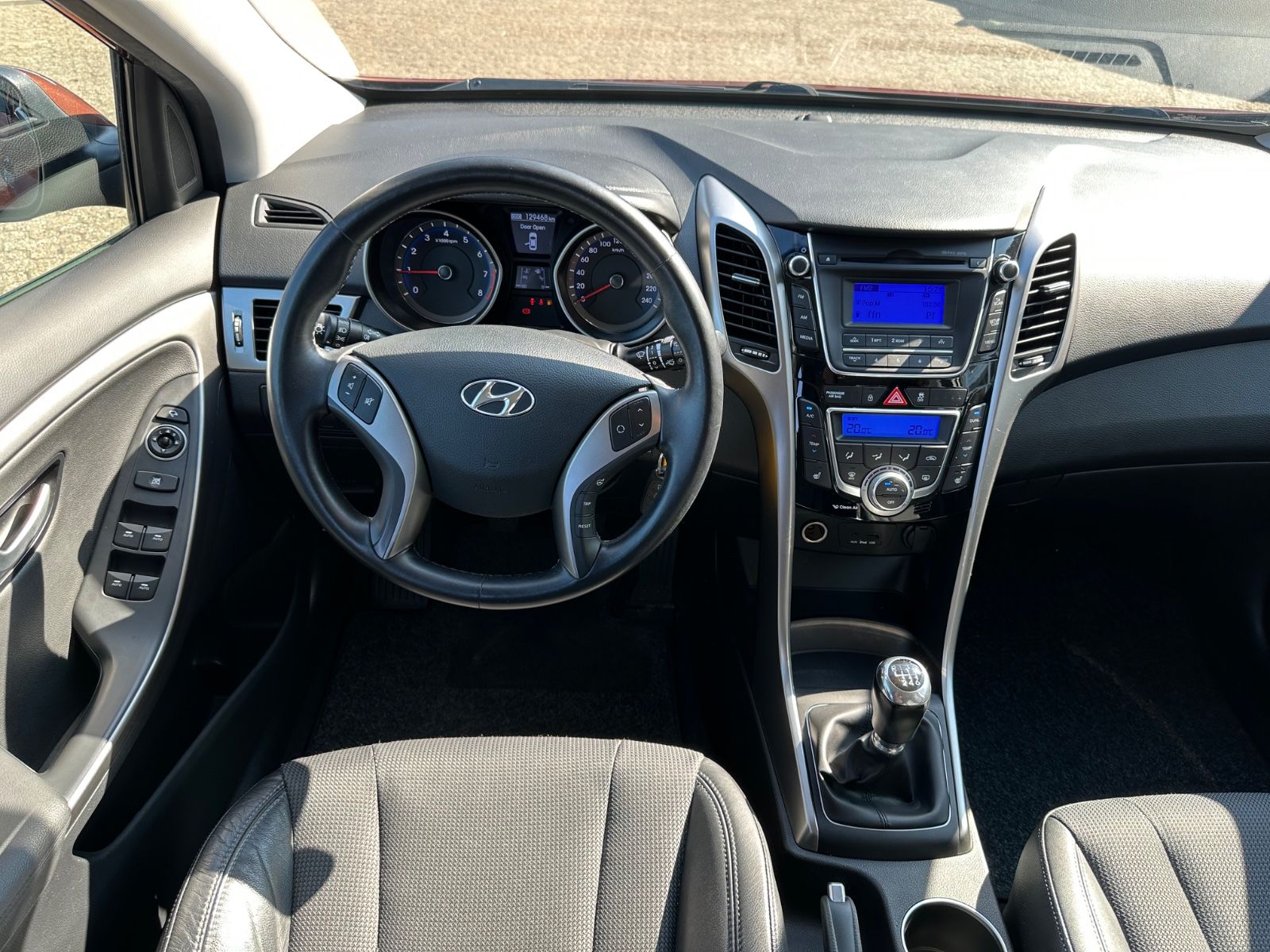 Fahrzeugabbildung Hyundai i30 1.4 Intro Edition Shzg/GJR/Klimaautom/LM16"