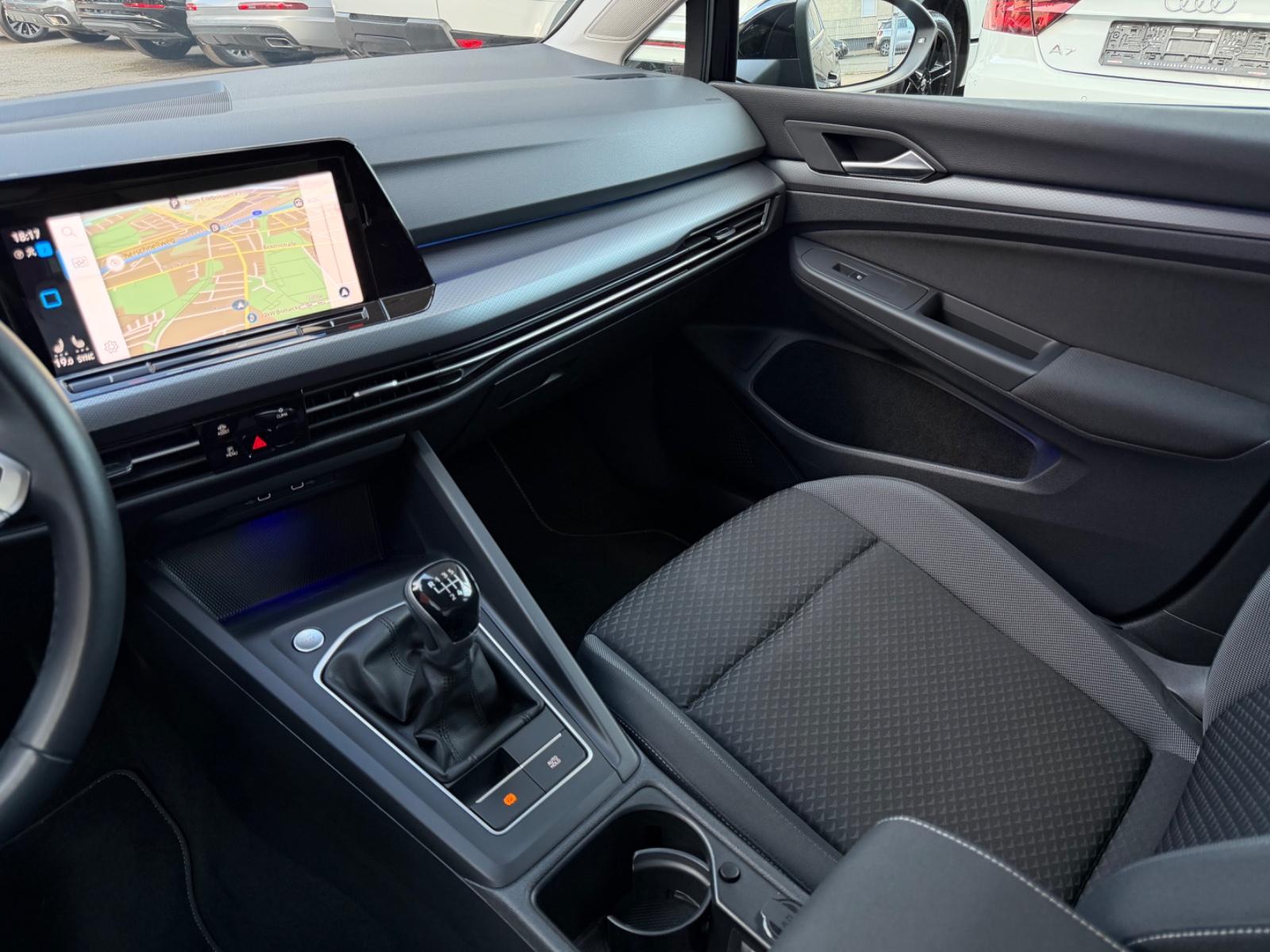 Volkswagen Golf VIII Lim. Active, миниатюра 21