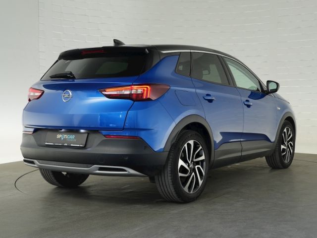 Grandland X ULTIMATE AT+AHK+NAVI+360 GRAD KAMERA