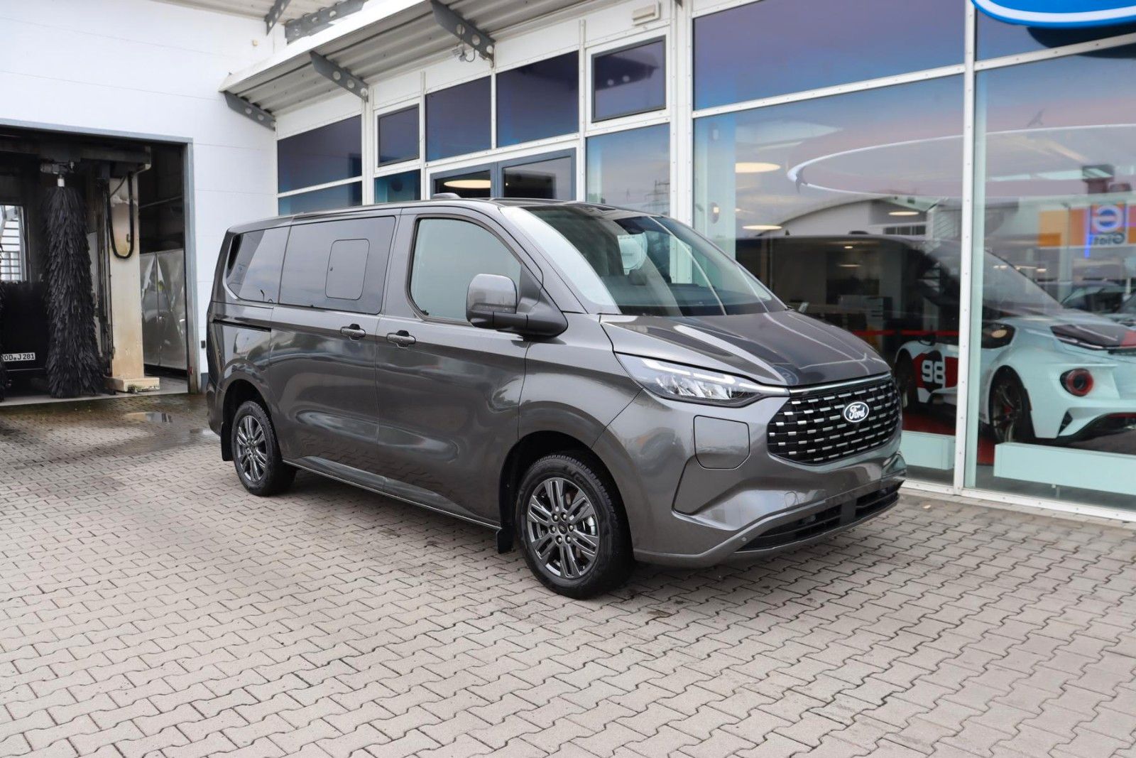Ford Tourneo Custom Titanium 2.5l PHEV 340 L1 0,0%*