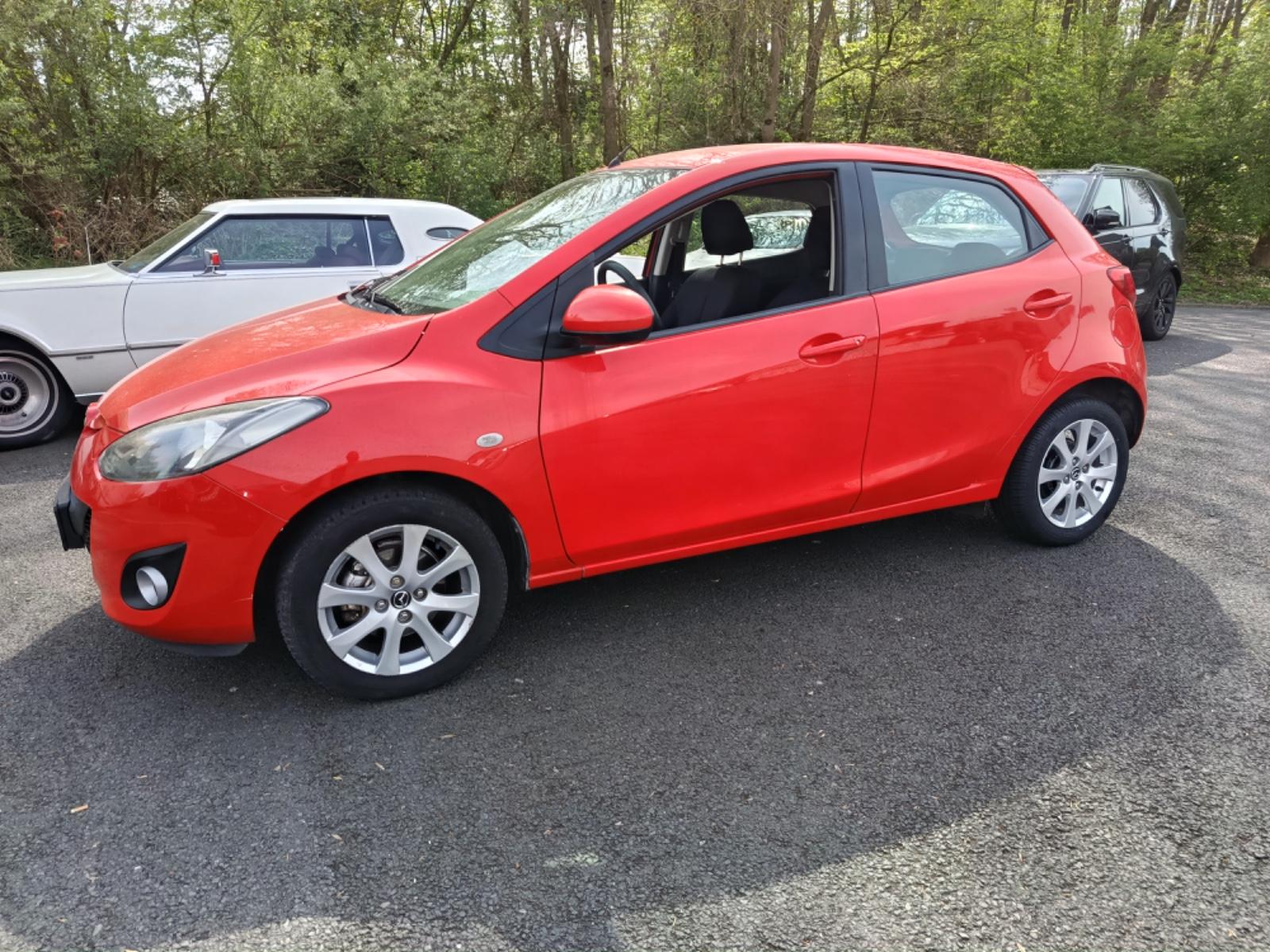 Mazda 2 Lim. 1.5 Center-Line*AUT.*KLIMA*SHZ*KAMERA*