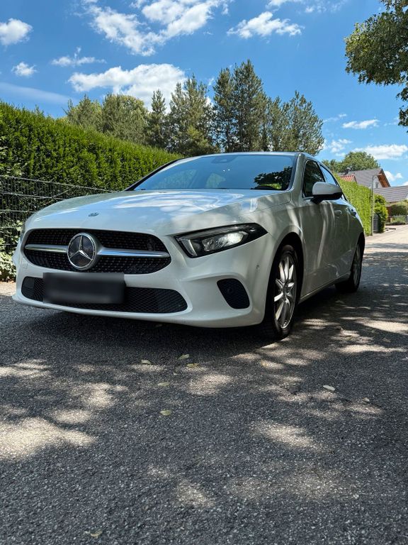 Image of Mercedes-Benz A 200
