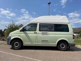 Volkswagen T5 autarker Camper Hochdach mit 4 Sitzen  - Volkswagen T5 California: Hochdach