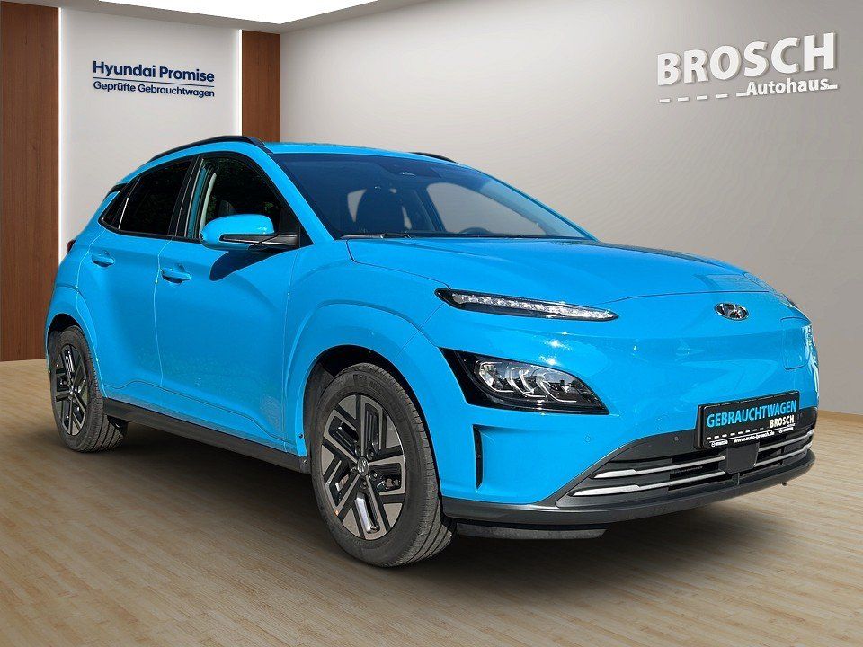 Fahrzeugabbildung Hyundai KONA EV 64kWh TREND NAV/ASSIST-P AHK 1HD HUD+LED