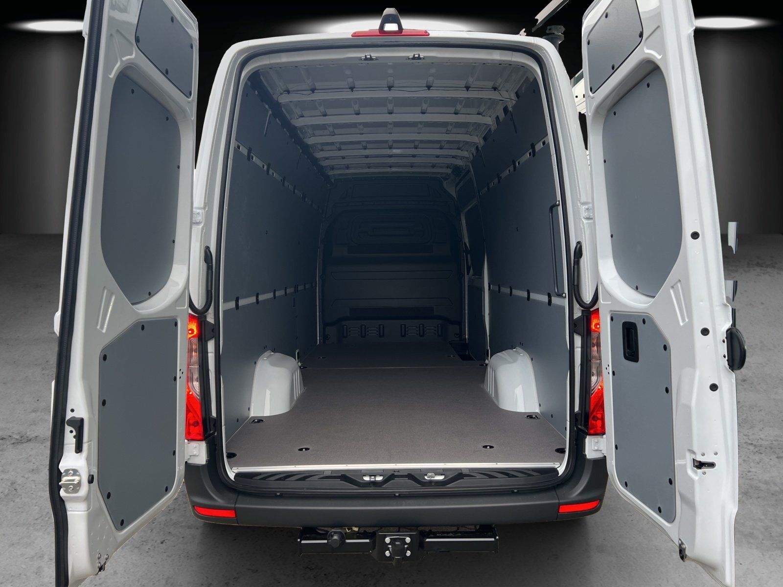 Fahrzeugabbildung Mercedes-Benz Sprinter 315 CDI KA RüFa MBUX Regensensor DAB