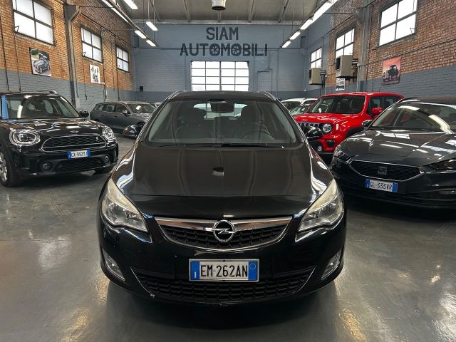 Opel Astra 1.7 CDTI 110CV Sports Tourer Cosmo Fl