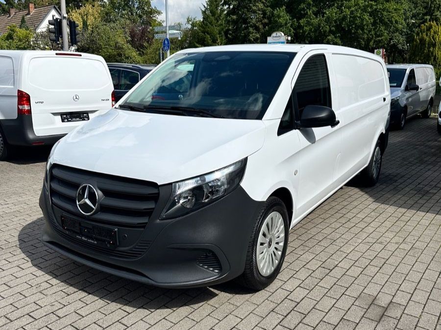 Image of Mercedes-Benz Vito