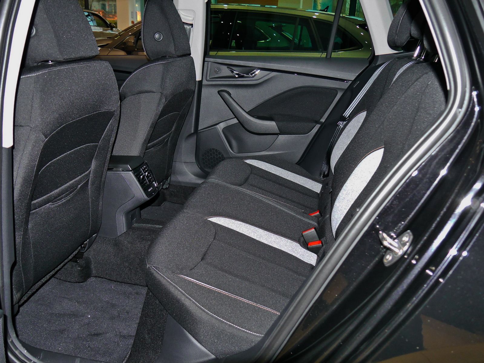 Skoda Kamiq - Bild 11