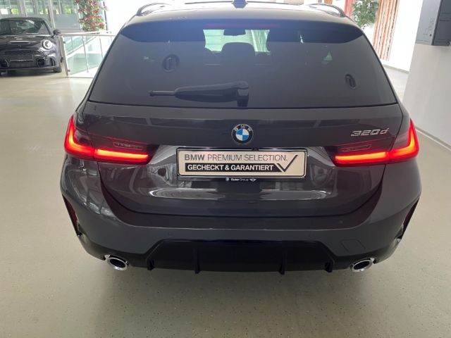 BMW 320 d Touring M Sport 19'' Pano Comf. Innov. ACC foto 4