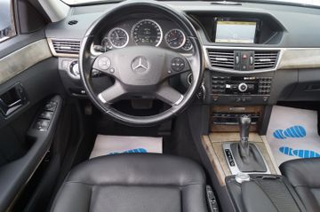Mercedes E 250 - 12