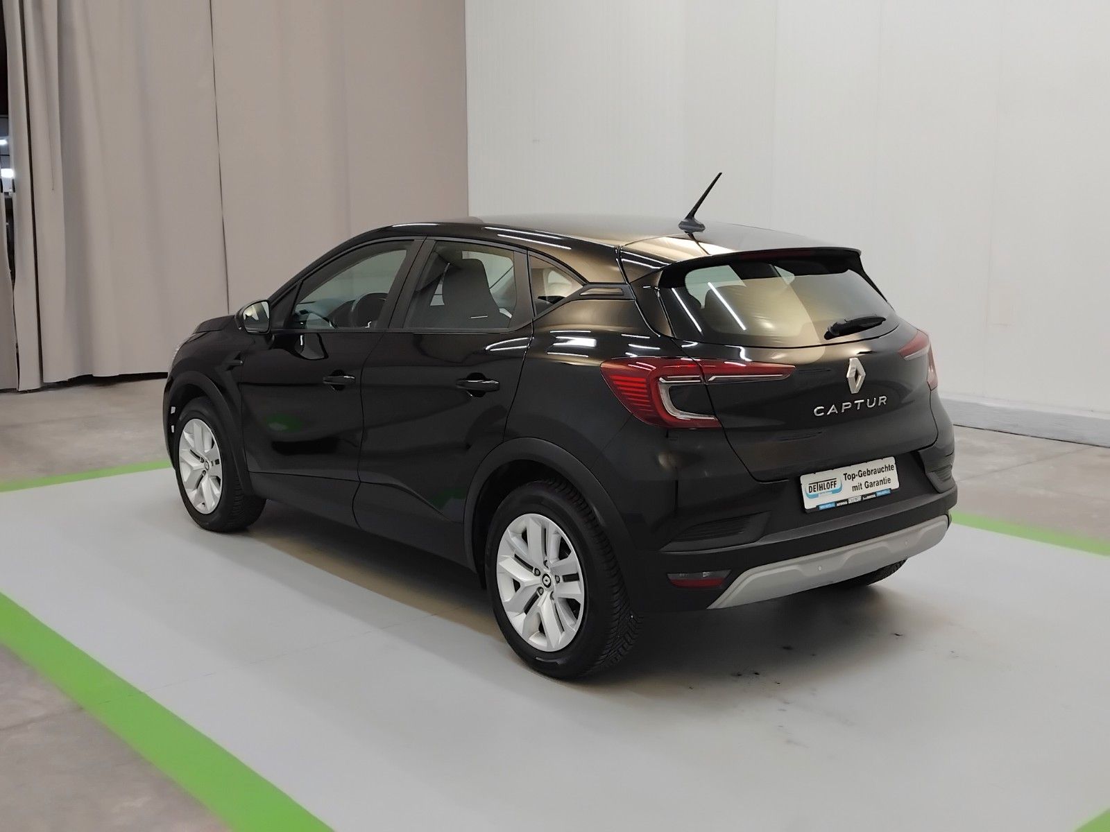 Renault Captur (06/2026, Benzin)