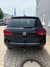 Volkswagen Touareg - 6