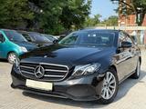 Mercedes-Benz E 220d Lim. Avantgarde Automatik*Lim*