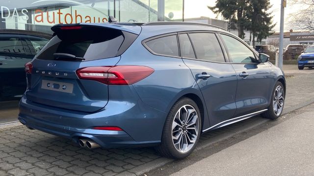 Fahrzeugabbildung Ford Focus Turnier ST-Line X, Styling*PANO*Matrix-LED