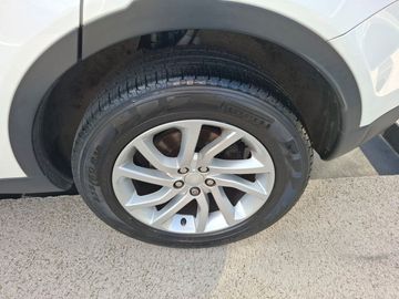 Land-Rover Discovery Sport - 9