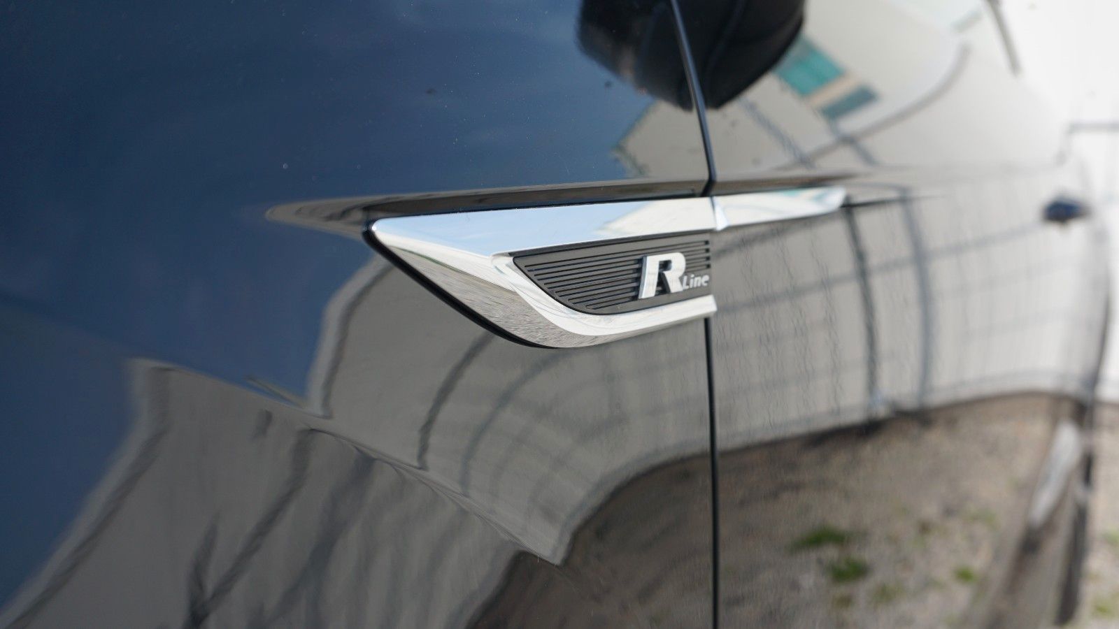 Fahrzeugabbildung Volkswagen T-Roc Cabriolet R-Line,Navi,DCC, DAB+,OPF, ALS,