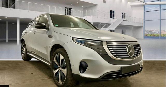 Mercedes-Benz EQC 400 4Matic Schiebedach