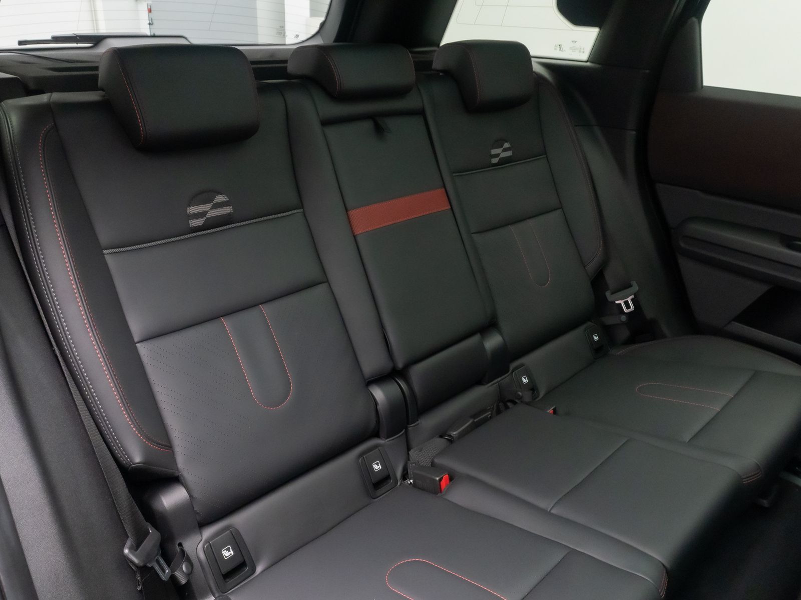 Fahrzeugabbildung MINI John Cooper Works Countryman  JCW ALL4 Panorama
