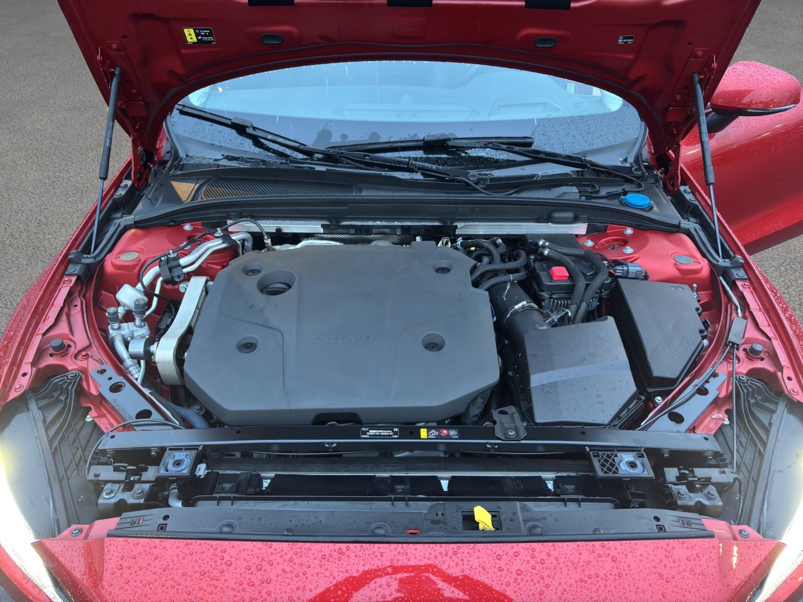 Fahrzeugabbildung Volvo V60 Ultimate Bright