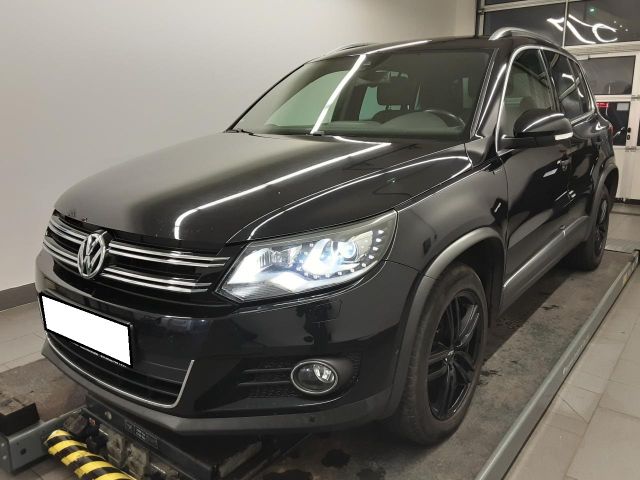 Volkswagen Tiguan 2.0 TDI Lounge Sport & Style 4Motion 19"