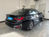 BMW 318d Sport Line*1-Ha*LED*Navi*GRA*Leder*AHK* AHK - BMW 318 mit Diesel-Antrieb: Limousine