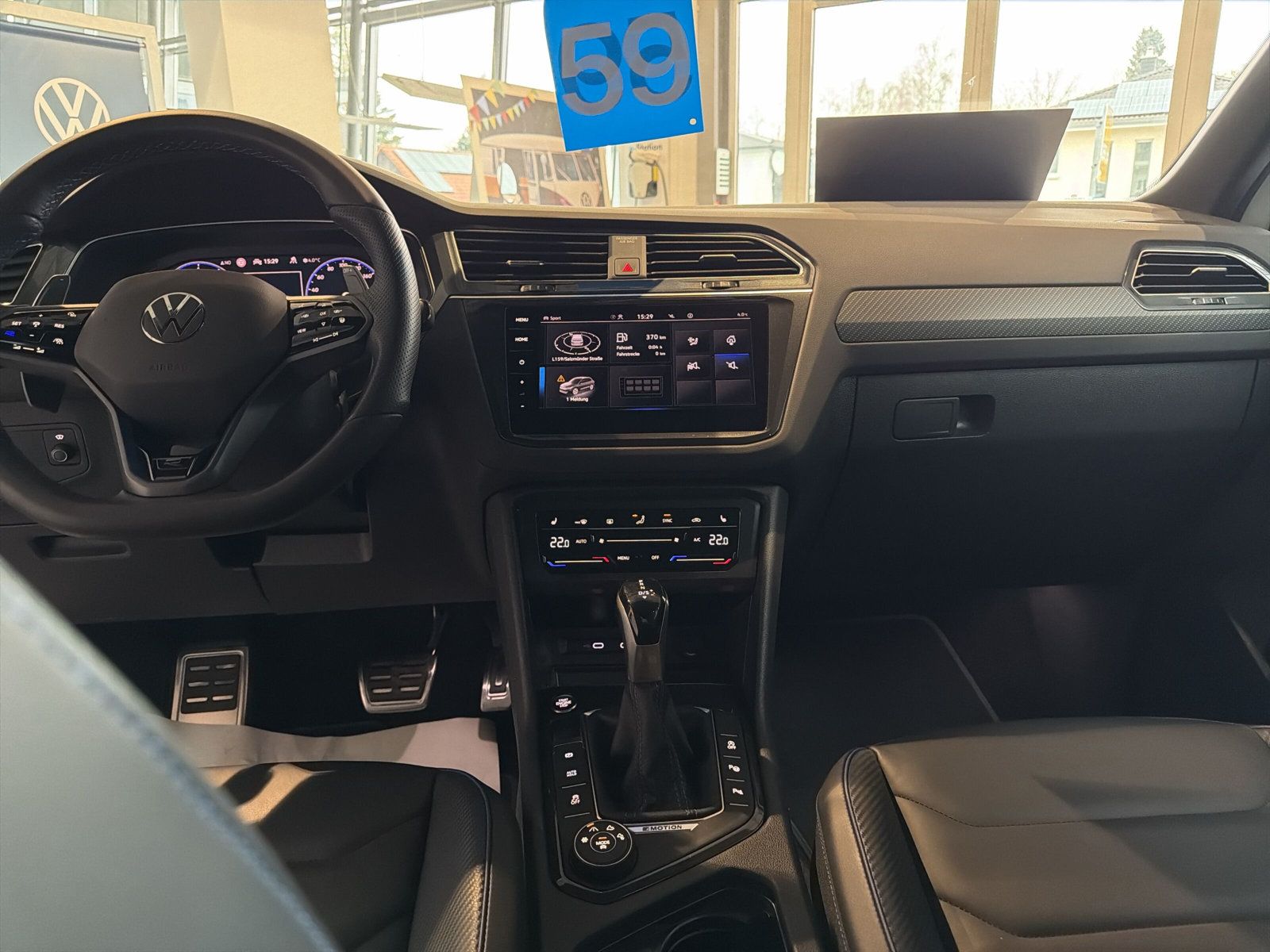 Tiguan R 4M Navi PANO Harman Akrapovic R