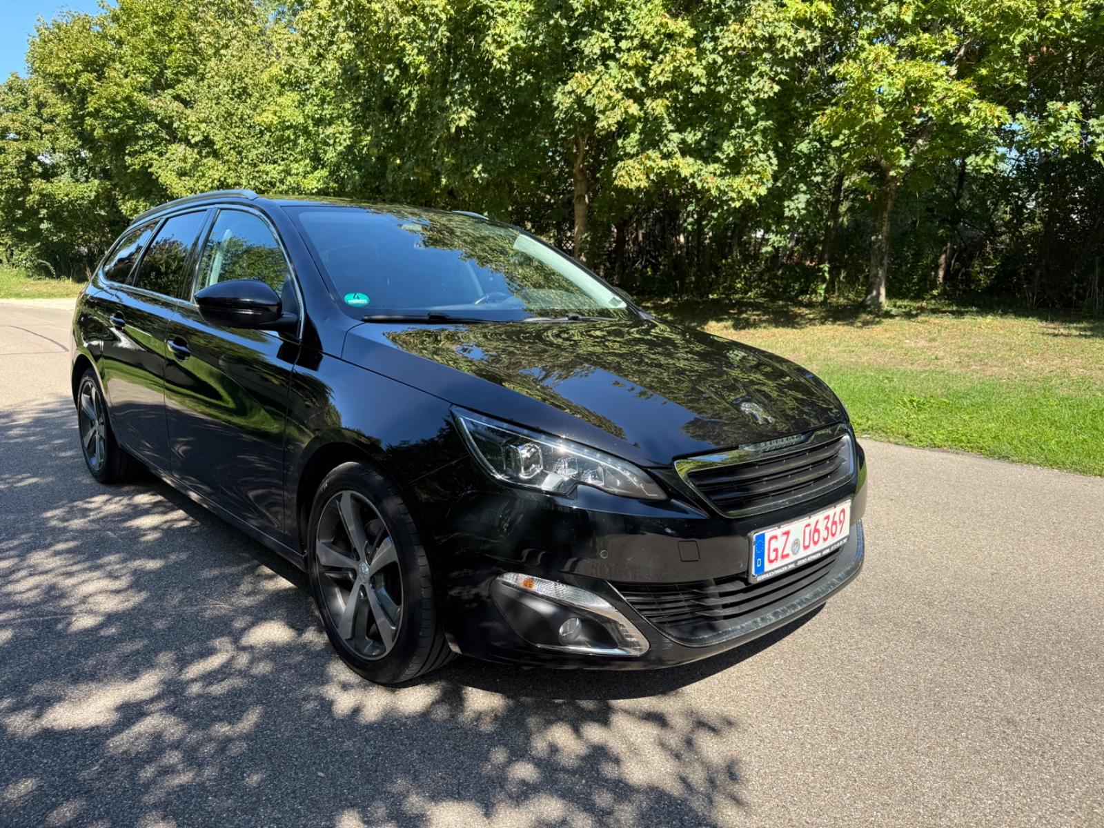 Peugeot 308 2015 — photo 10
