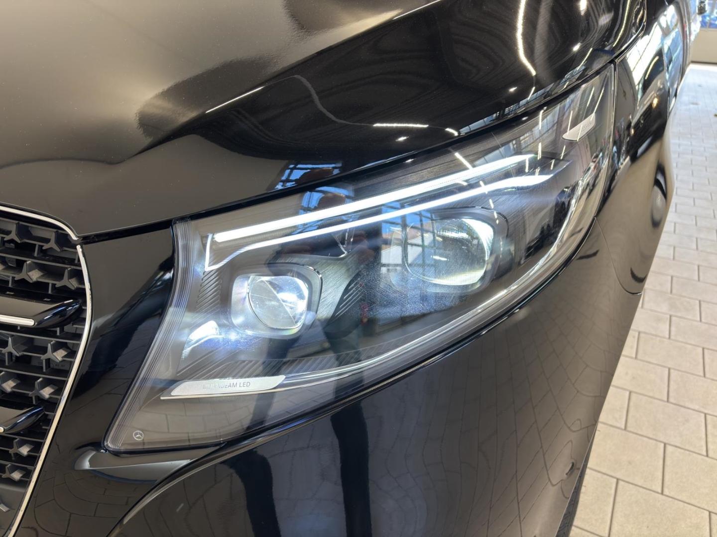 Mercedes-Benz V 250 d STYLE LANG DISTR+AHK+STDHZG+MULTIBE+360°