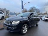 Jeep LIMITED/4X4/2.HD/NAVI/KLIMAAUT/SHZ/TÜV-SERV.-NEU - Jeep Compass in Dortmund