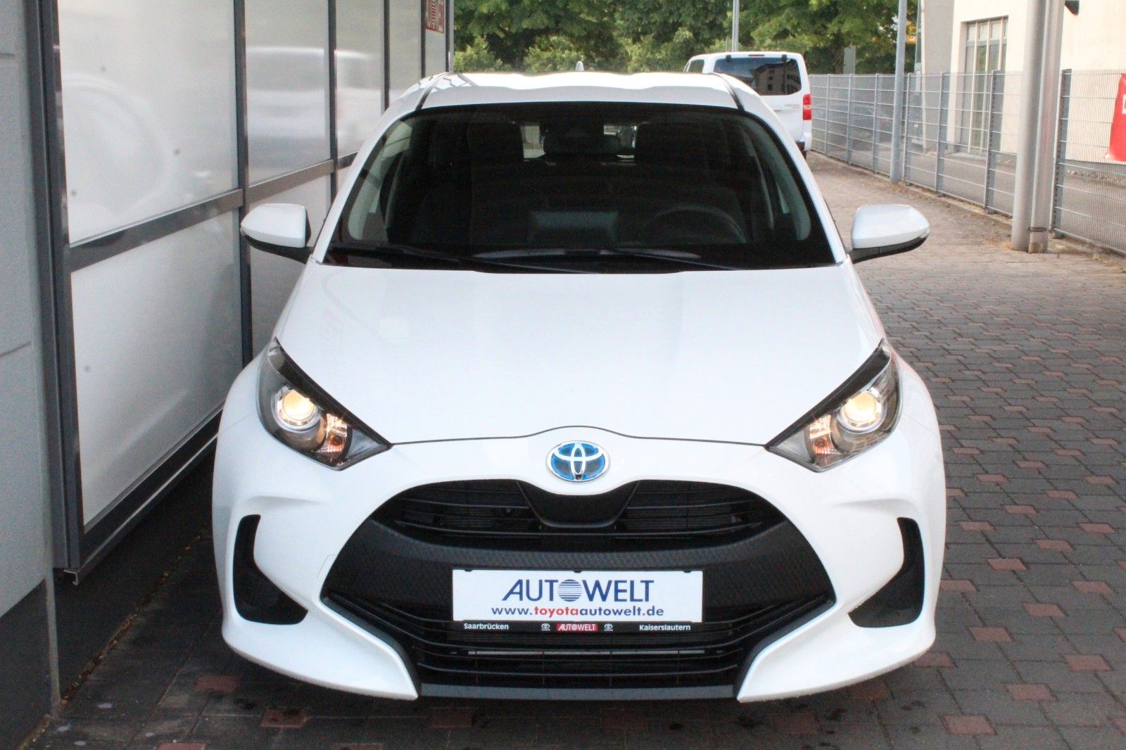Fahrzeugabbildung Toyota Yaris 1.5 Hybrid Comfort
