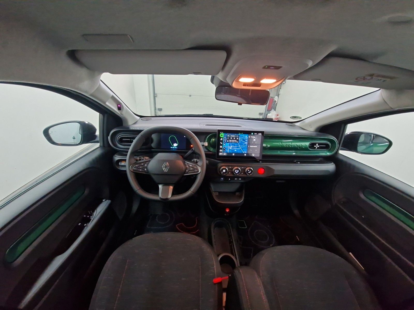 RENAULT Twingo E-TECH Techno 80 Urban Range 18-Zoll – Bild 14