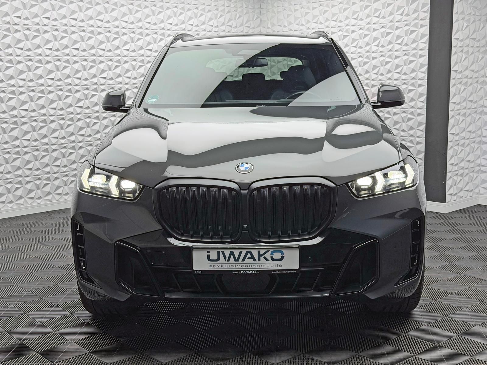 Fahrzeugabbildung BMW X5 40d XDRIVE/M-PAKET/ACC/H&K/AHK/LED/CARBON/HUD