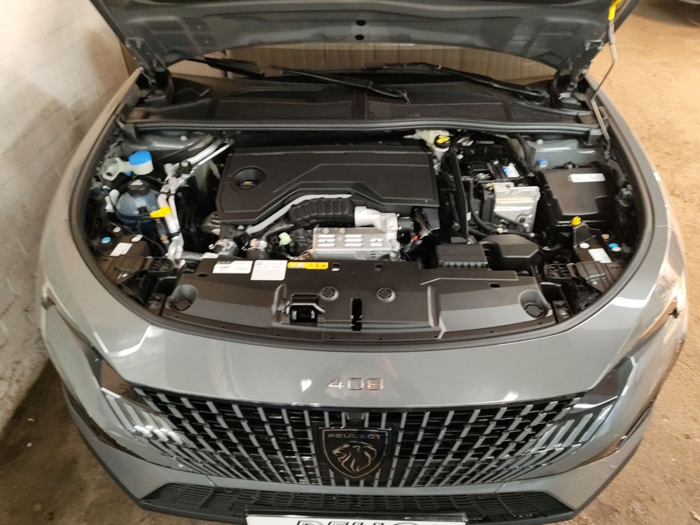 Peugeot 408 - Bild 14