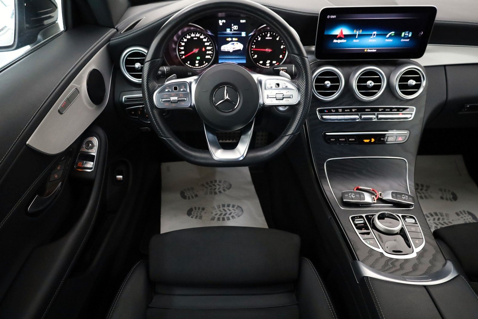Fahrzeugabbildung Mercedes-Benz C 220d Coupe AMG Line T.Leder,Navi,LED,Kamera,SH