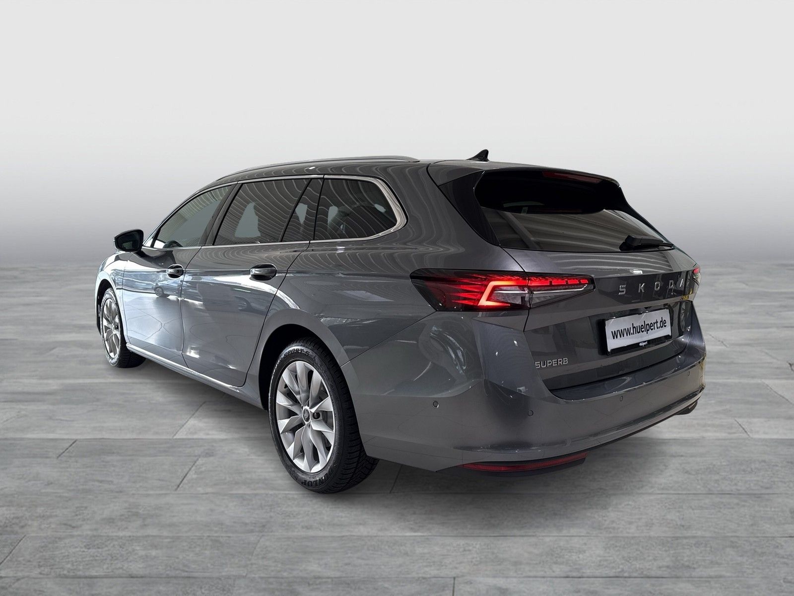 Skoda Superb Combi SELECTION DSG 4x4 AHK PANO STANDHZG imagem 3