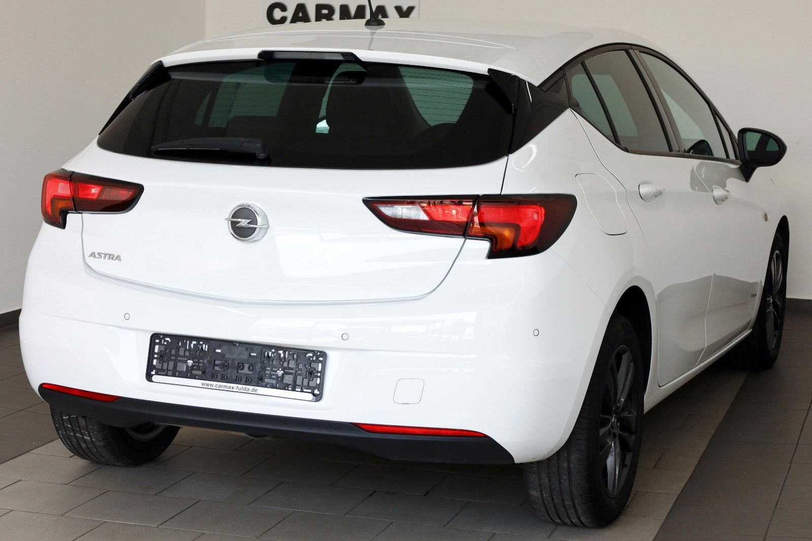 Fahrzeugabbildung Opel Astra K Lim. 5-trg. Design & Tech LED,SH,PDC,App