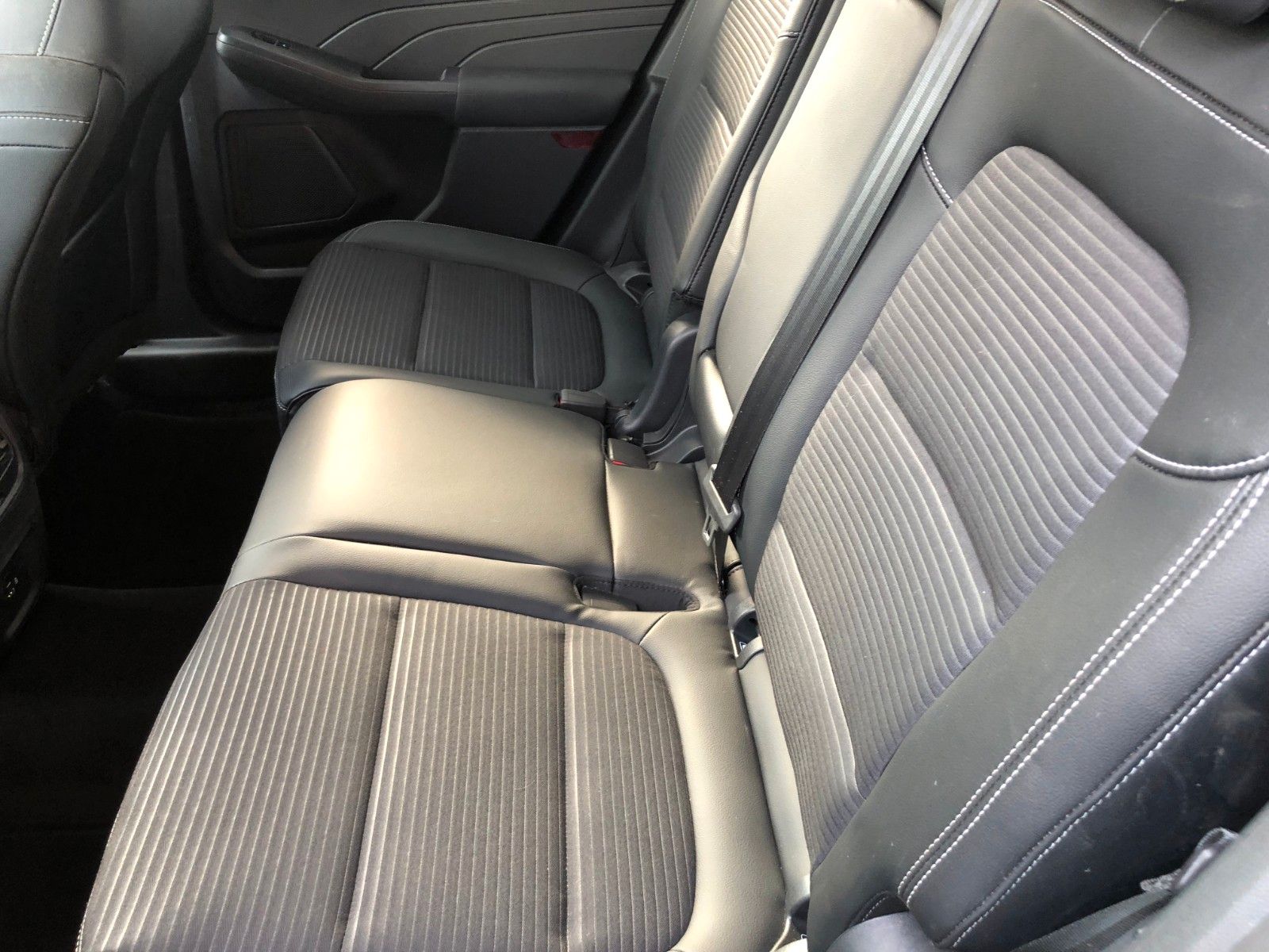 Fahrzeugabbildung Ford Kuga Titanium X Automatik