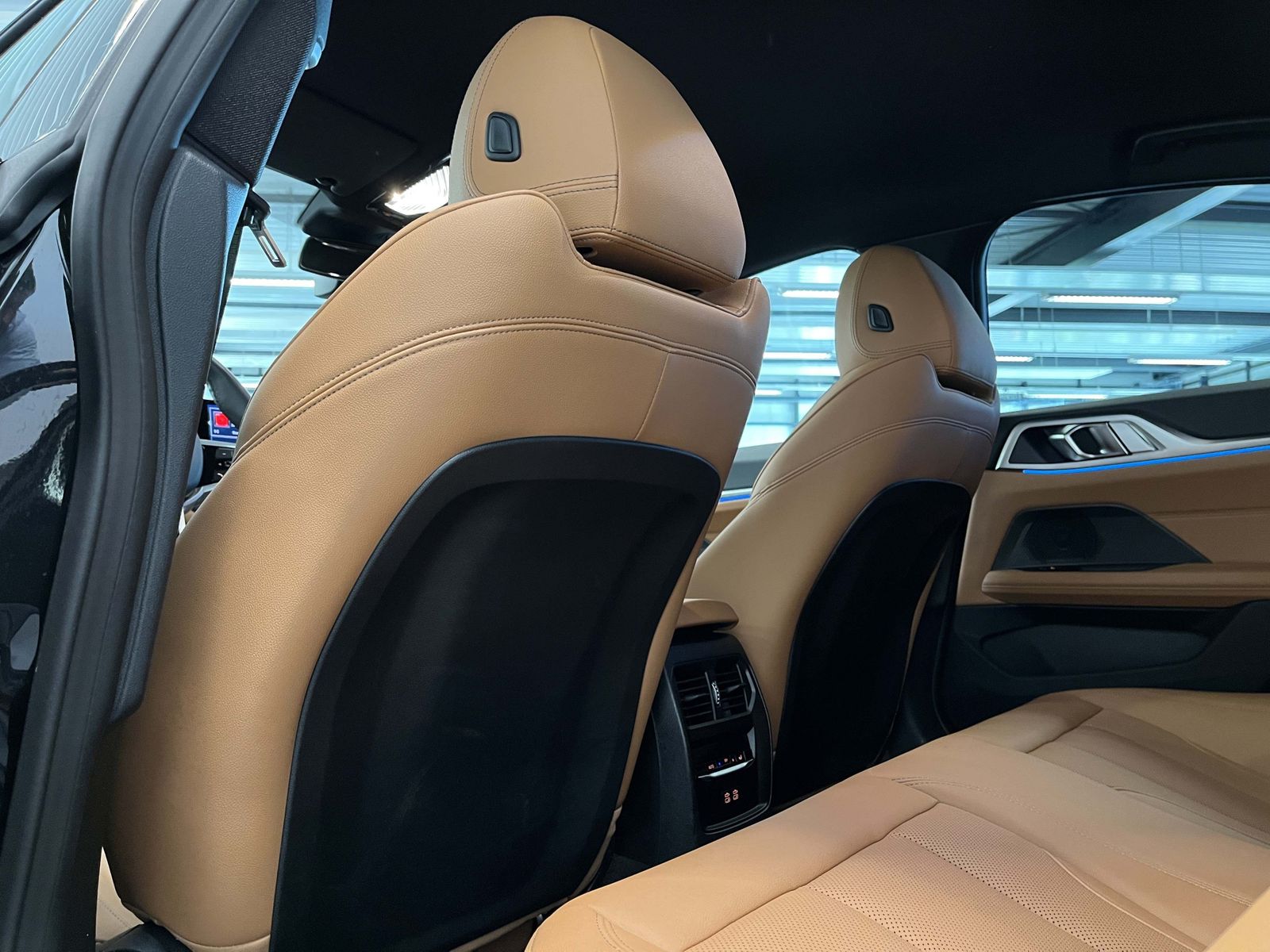 BMW i4 - Bild 13