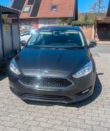 Ford Focus 1,0 EcoBoost 92kW Titanium Turnier Aut... - Ford Focus Unfallwagen