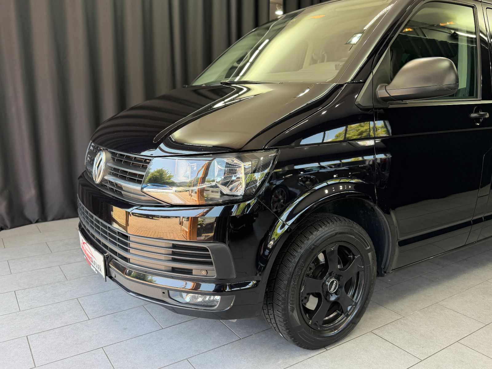 Fahrzeugabbildung Volkswagen T6 Multivan Trendline|Behindertengerecht|DSG|NAV