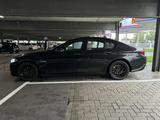 BMW 530d A Luxury Line Luxury Line/Spur/Head-Up/Stad - BMW 530 mit Diesel-Antrieb: Limousine, Automatik