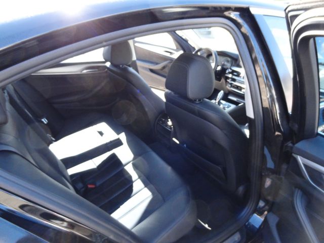 Fahrzeugabbildung BMW 520d xDrive/2.Hd/HUD/Leder/Virtual/Kam/Navi/