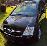 Opel Meriva sehr gepflegtes Auto - Opel Meriva Gebrauchtwagen in Oldenburg