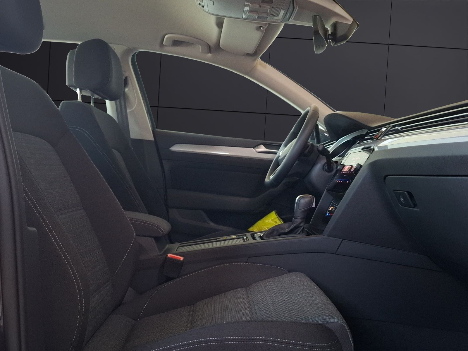 Fahrzeugabbildung Volkswagen Passat Variant TSI Business DSG Matrix Navi ACC